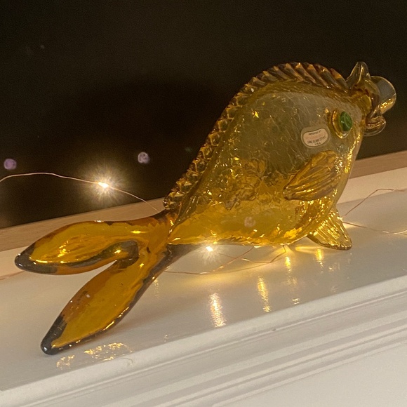 1960s I Empty Crackle Glass Horizontal Fish Wine Bottle - Picture 10 of 16